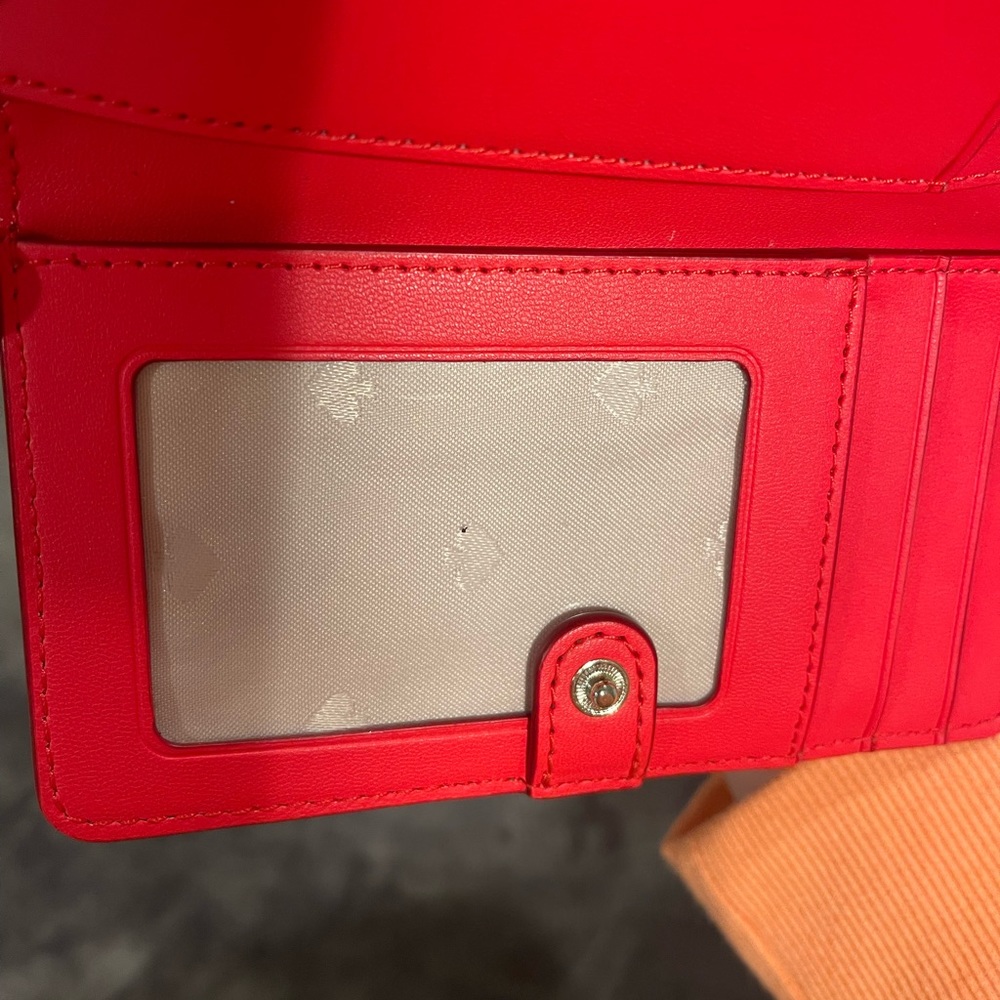 Kate Spade Wallet - Picture 4 of 5